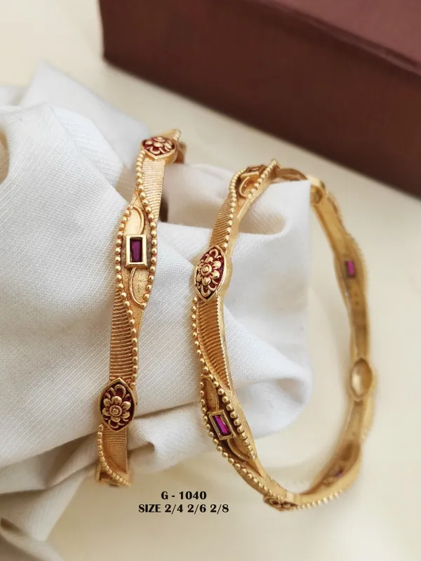 Floral_Ruby_Stone_Bangles_For_Women