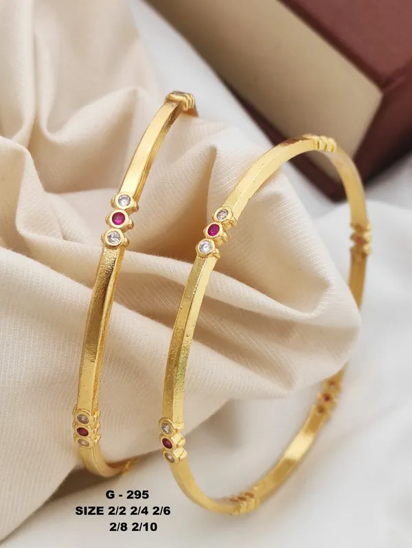 Stone_Studded_Bangle_Set_For_Women