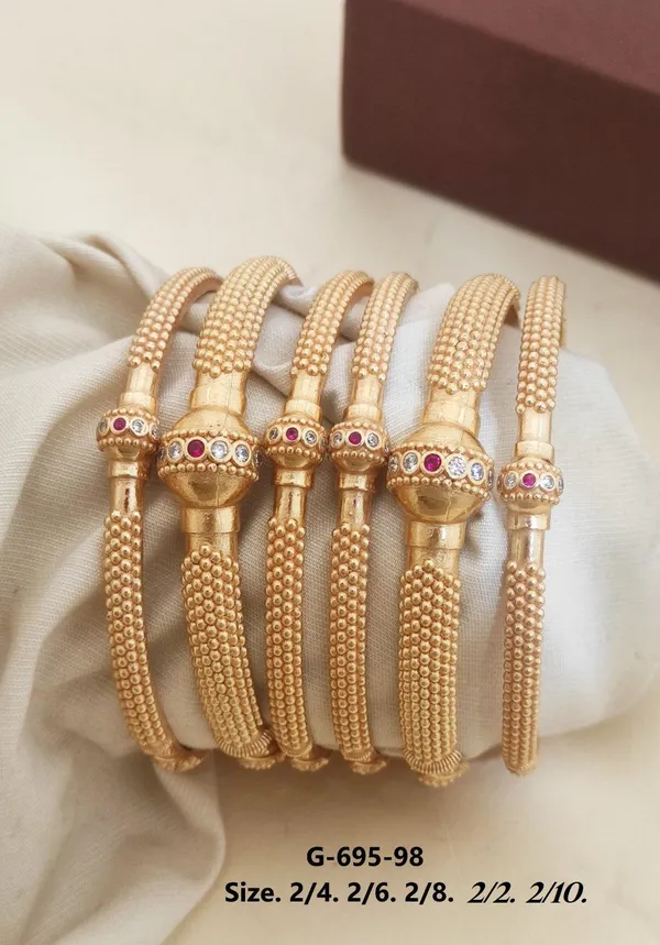 Stone_Studded_Bangle_Set_For_Women