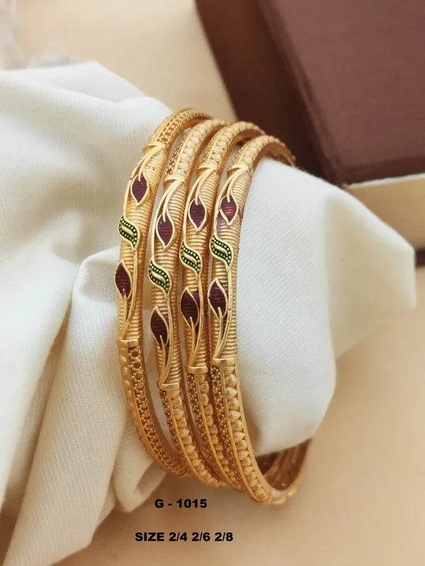 Maroon_Stone_Textured_Bangles_Set_Of_4