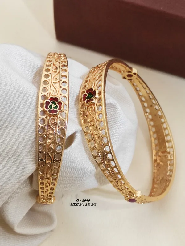 Gold-Plated_Floral_Meenakari_Openwork_Bangles_Set_Of_2