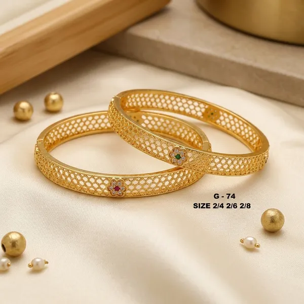 Mesh_Pattern_Bangles_With_Multicolor_Stone_Accents