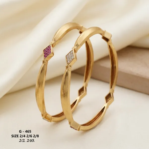 Diamond_Shaped_Stone_Hoop_Earrings_For_Women