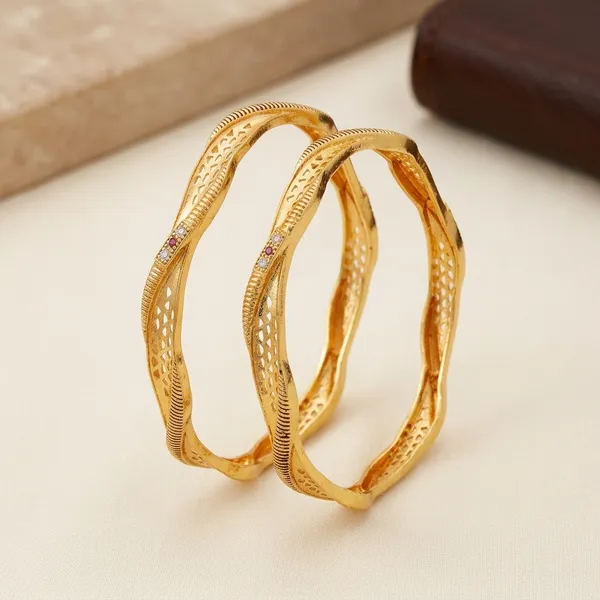 Textured_Bangles_With_Traditional_Design