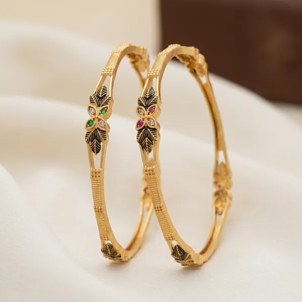 Black_Enamel_Floral_Design_Bangles_Set