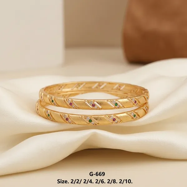 Spiral_Design_Bangles_With_Multicolor_Stone_Embellishments