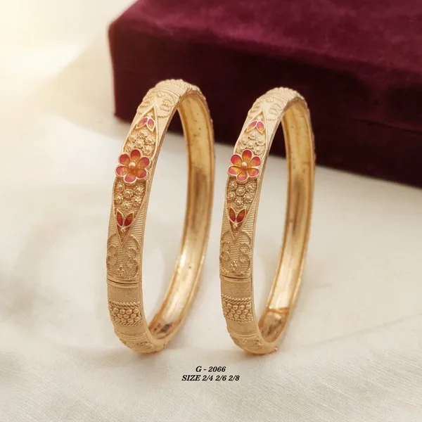 Gold_Textured_Floral_Enamel_Bangles_For_Women