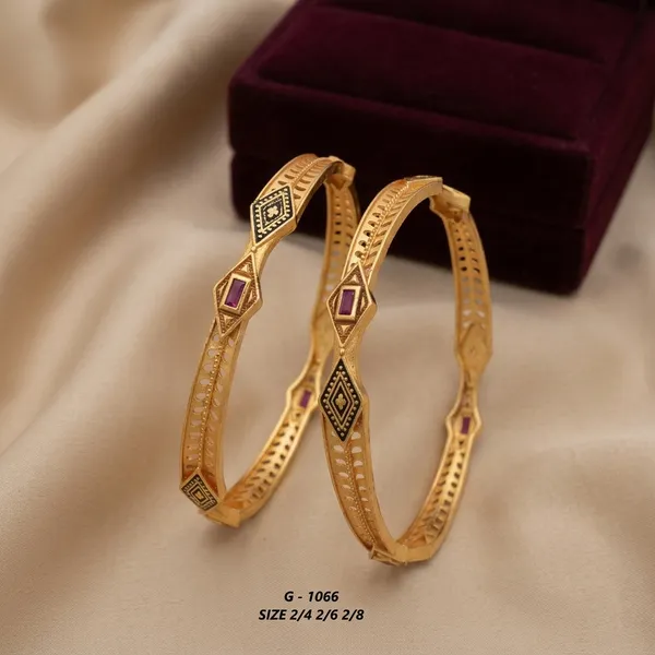 Diamond_Pattern_Stone_Embellished_Bangles_Set_For_Women
