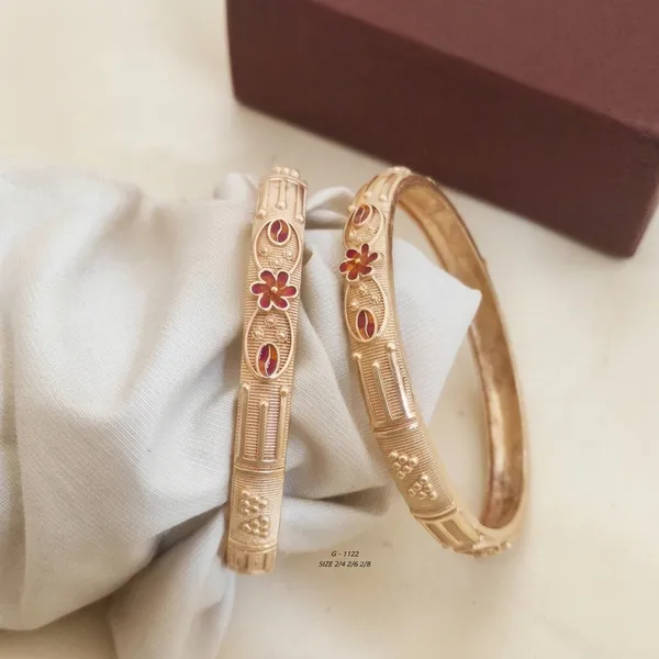 Red_Enamel_Floral_Design_Bangles_For_Women