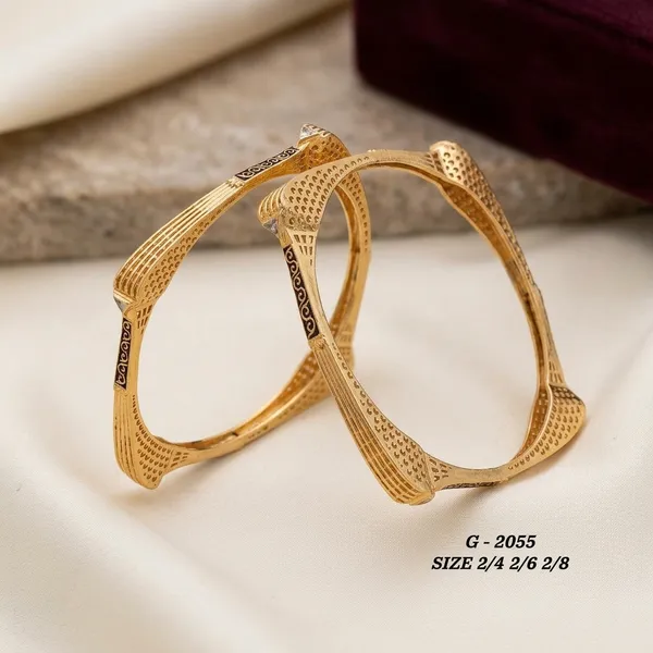 Textured_Pattern_Bangles_For_Women