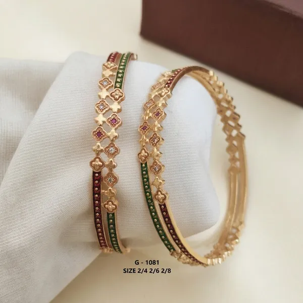 Gold-Toned_Kundan_Meenakari_Bangles_Set_With_Red_And_Green_Enamel