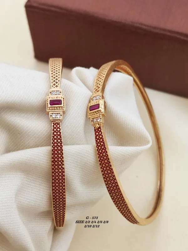 Ruby_Stone_Textured_Bangles_For_Women