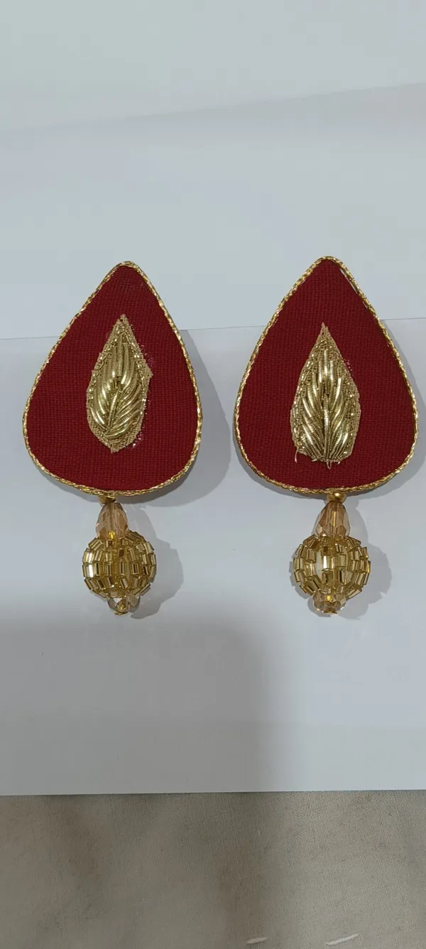 Multicolor_Gold_Zardosi_And_Kundan_Premium_Design_Teardrop_Earrings_And_Drop_Earrings_Combo_For_Women_(Pack_Of_2)