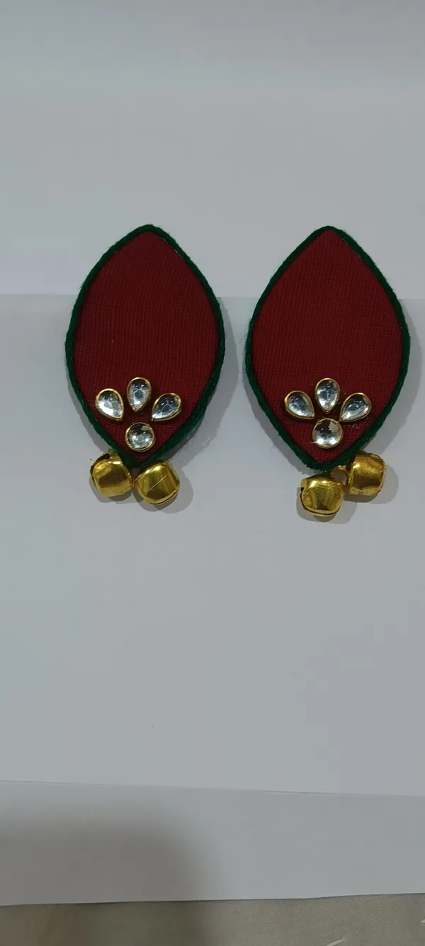 Multicolor_Kundan_Premium_Design_Stud_Earrings_And_Earrings_Combo_For_Women_(Pack_Of_2)