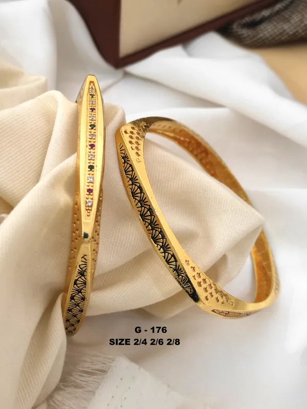 Etched_Design_Bangles_Set_Of_2