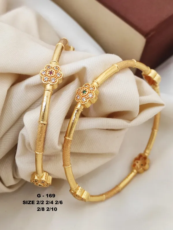 Floral_Design_Bangles_For_Women