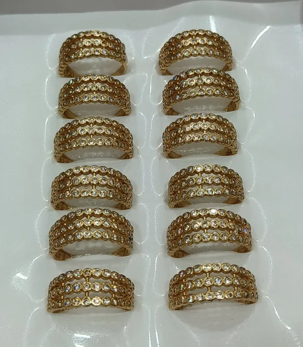 Crystal_Stone_Studded_Band_Rings_For_Women