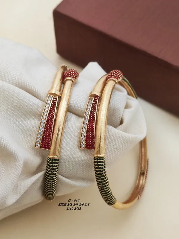 Red_Stone_Studded_Bangles_For_Women