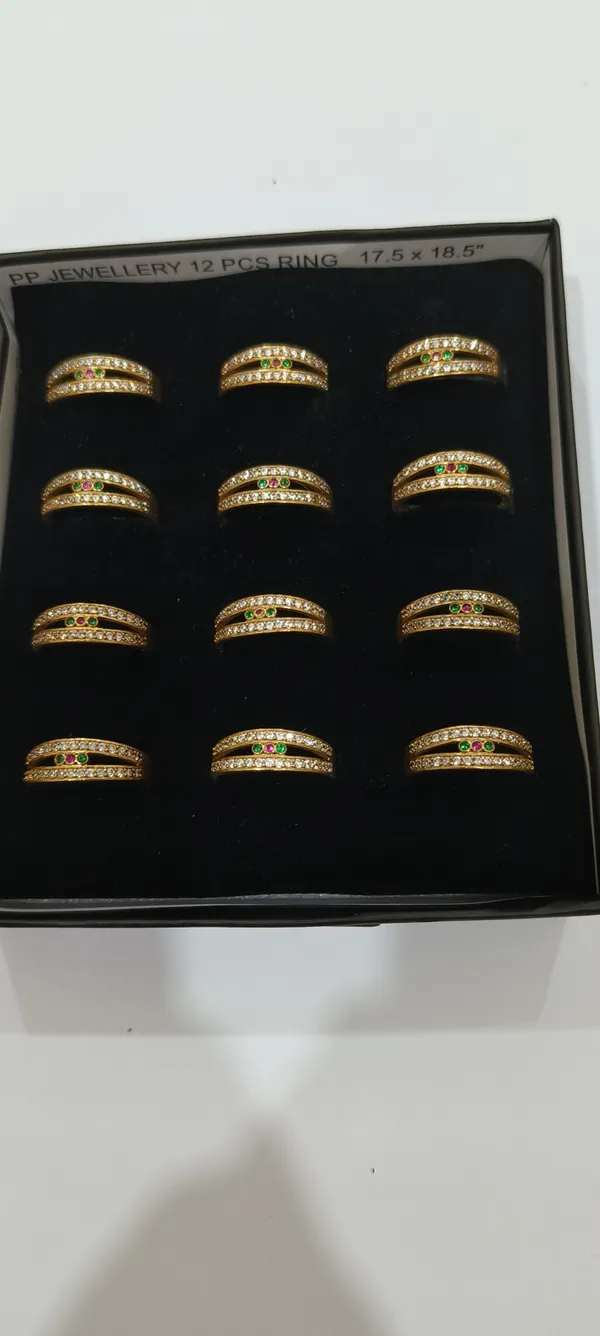 Multi_Stone_Embellished_Ring_For_Women