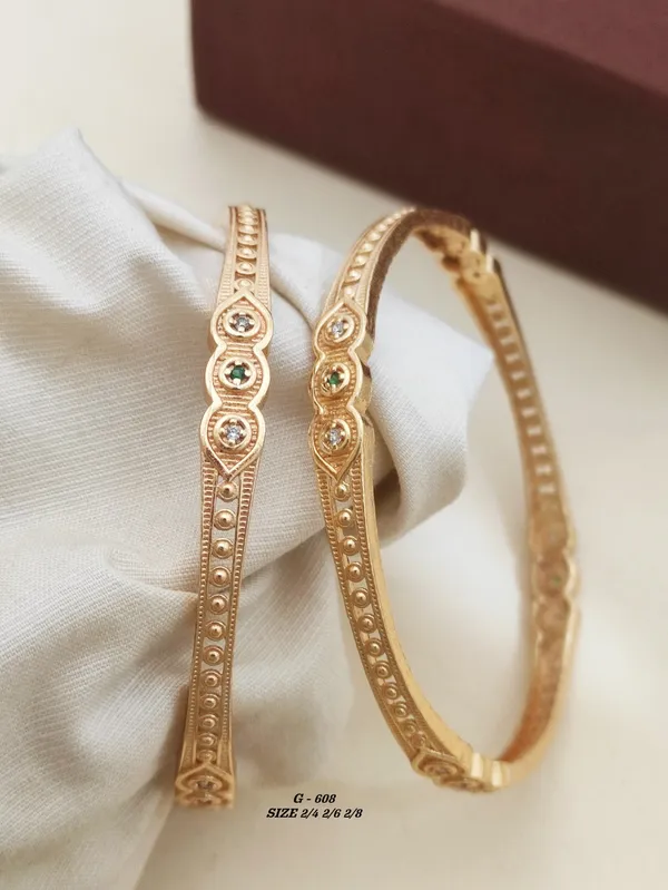 Stone_Studded_Hinged_Bangles_For_Women