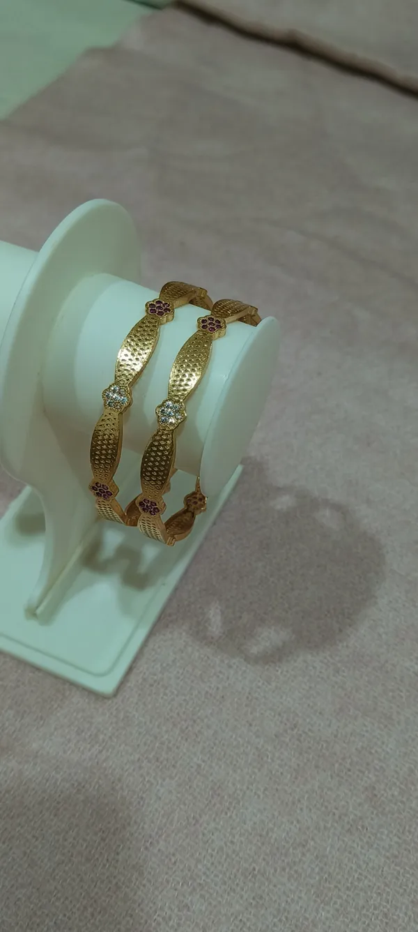 Gold_Brass_Premium_Design_Bangles_For_Women