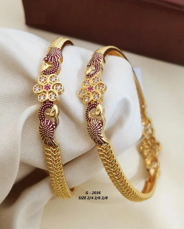 Floral_Design_Peacock_Motif_Bangles_For_Women