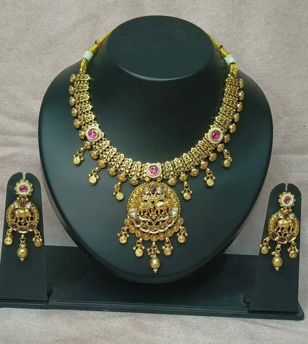 Premium_Antique_Gold-Tone_Temple_Jewellery_Set_with_Statement_Pendant_&_Matching_Earrings_|_Traditional_Bridal_Necklace_Set_for_Women