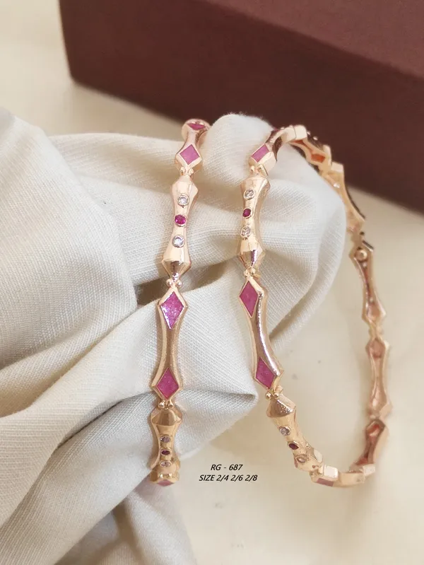 Rose_Gold_Pink_Stone_Studded_Diamond_Shape_Bangles