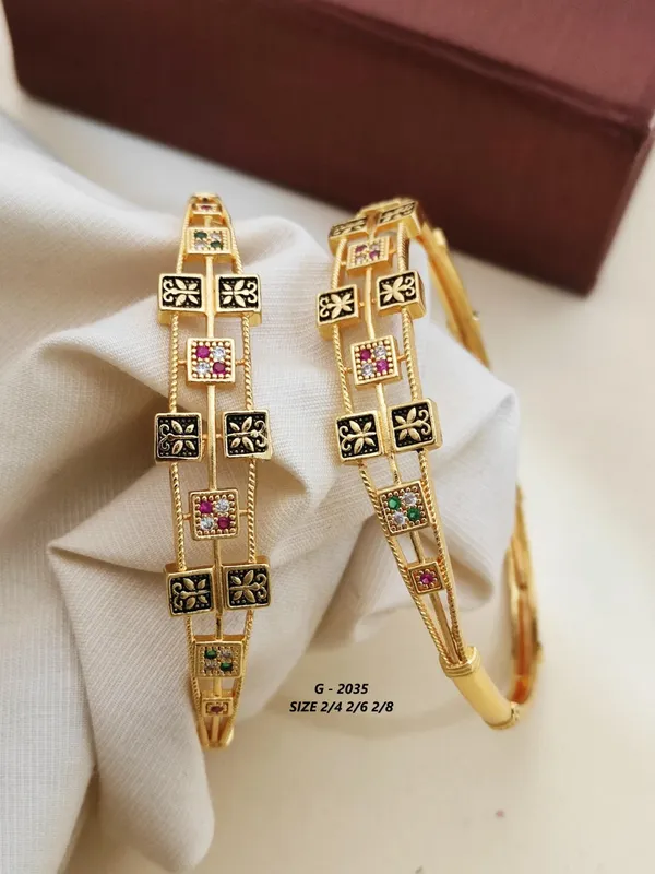 Meenakari_Bangle_Set_With_Black_And_Pink_Stone_Work
