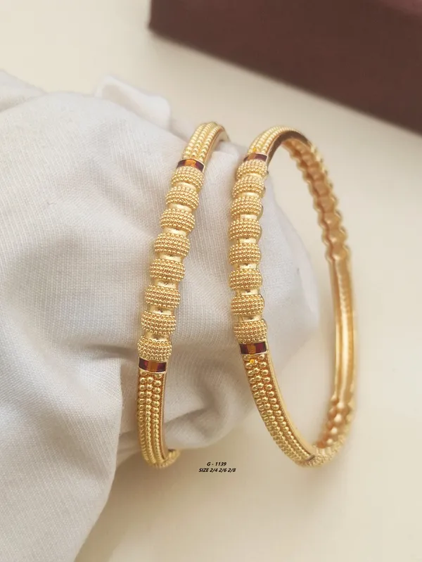 Textured_Design_Bangles_Pair_For_Women