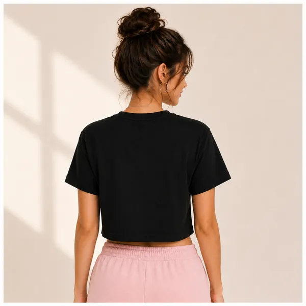 Women's_Happy_Bear_Graphic_Crop_Top_|_Trendy_Aesthetic_Crop_Tee