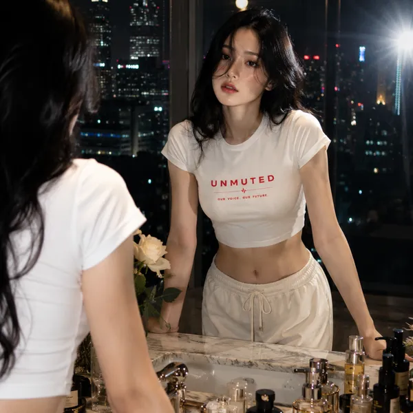 White_Cotton_Lycra_Unmuted_Fitted_Crop_Top_for_Women