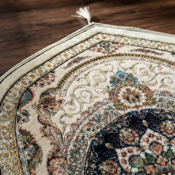 Dome_Cut_Printed_Velvet_Prayer_Mat