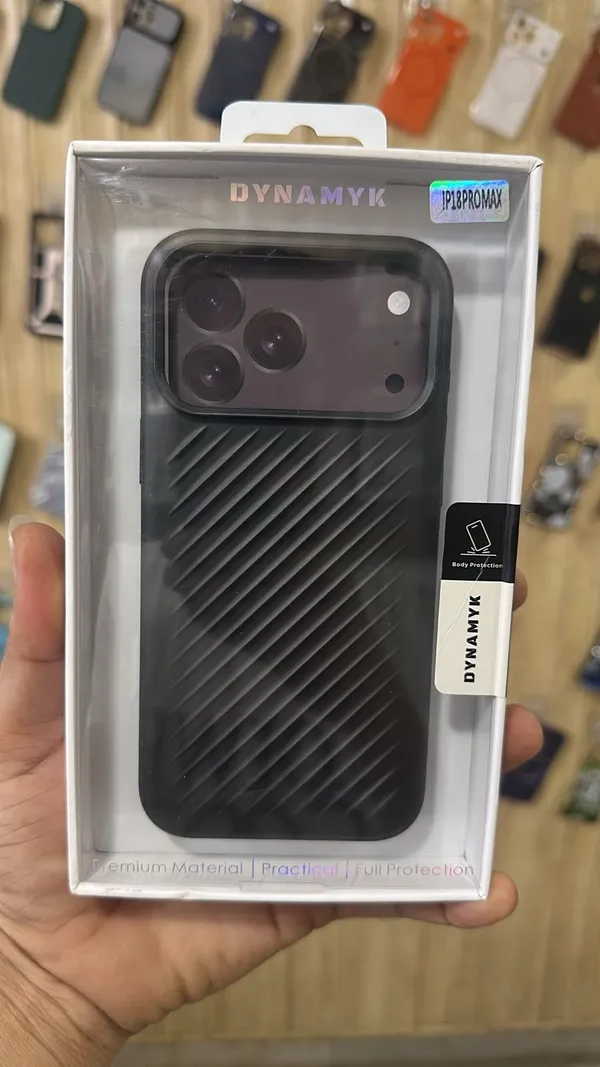 DYNAMYK_CASE_matte_black_smartphone_back_cover_