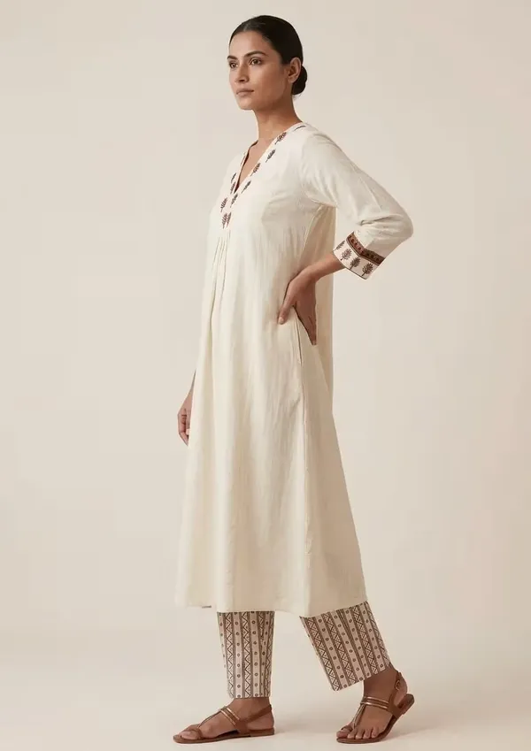 Off_White_Pure_Cotton_Embroidered_Co-Ord_Set_With_Printed_Pants