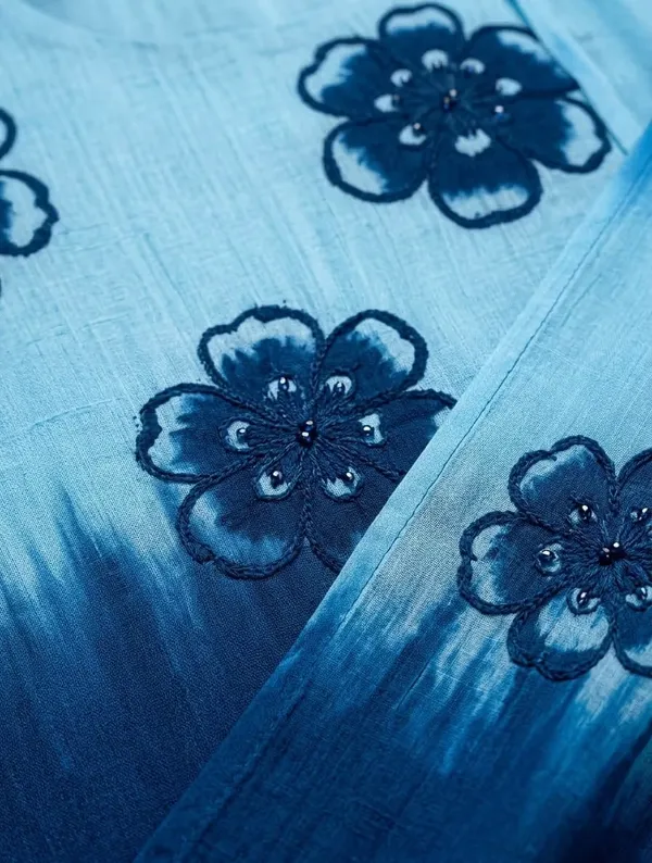 Sky_Blue_And_Indigo_Floral_Printed_Pure_Cotton_Kurta_Set