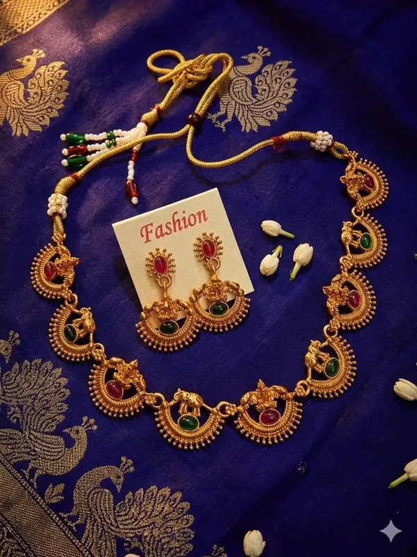 Traditional_Gold-Tone_Temple_Jewellery_Necklace_Set_with_Ruby_&_Green_Stones