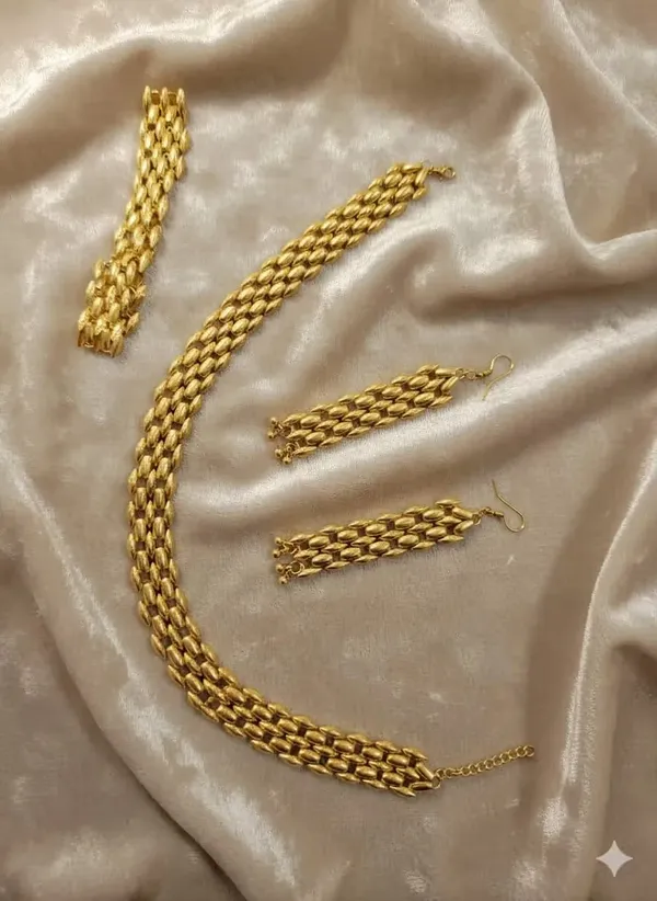 Elegant_Gold-Tone_Multi-Layer_Chain_Necklace_Set_with_Matching_Earrings