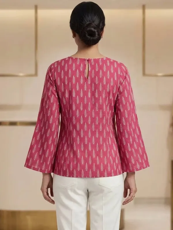 Pink_Leaf_Printed_Rayon_Short_Kurti_Top_For_Casual_Wear
