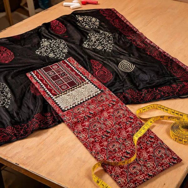 Aahoo_Heritage_Ajrakh_Cotton_3_Piece_Dress_Material_Ruby_Crimson