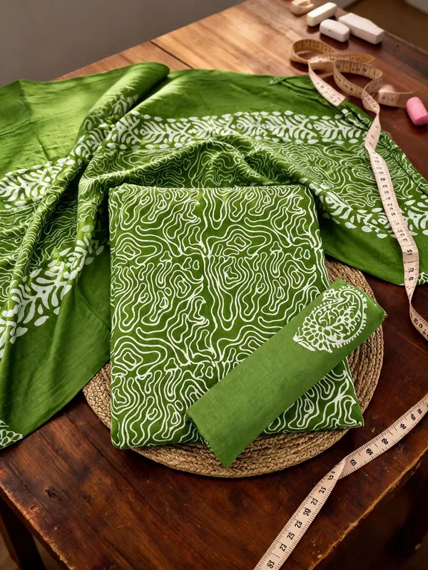 Premium_Cotton_Batik_Fabric_Leaf_Green_Abstract_Print