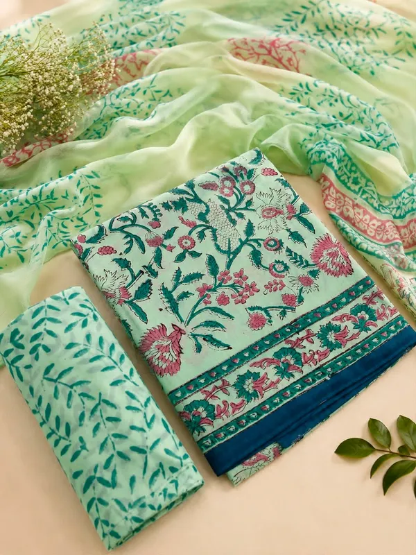 Aahoo_Mint_Aqua_Bloom_Pure_Cotton_Kalamkari_Hand_Block_Print_Suit_With_Chiffon_Dupatta
