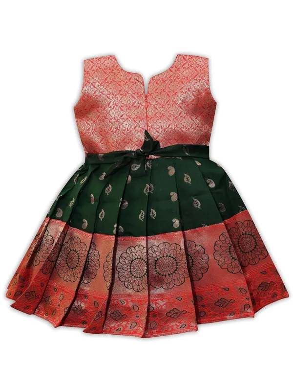 Girls_Silk_Pattu_Pavadai_Dress