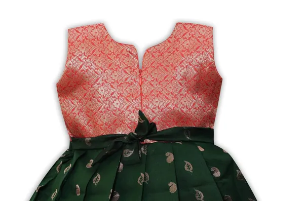 Girls_Silk_Pattu_Pavadai_Dress