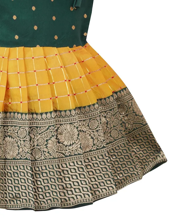 South_Indian_Pattu_Pavadai_Silk_Frock_For_Baby_Girls