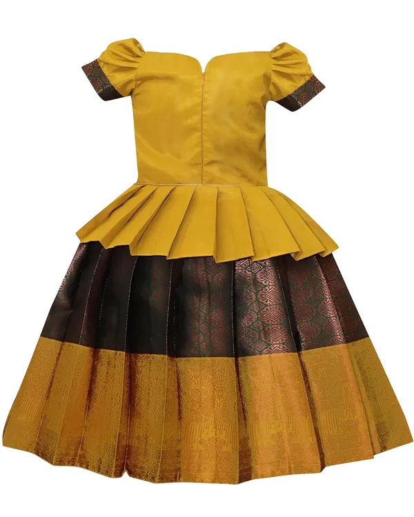 Girls_Jacquard_Lehenga_Choli