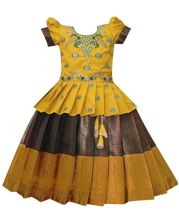 Girls_Jacquard_Lehenga_Choli