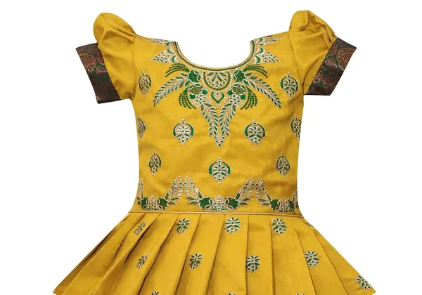 Girls_Jacquard_Lehenga_Choli