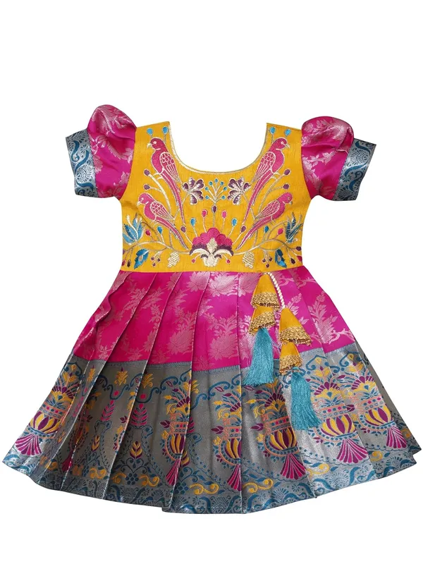 Girls_Pattu_Pavadai_Dress