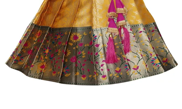 Girls_Pattu_Pavadai_Dress